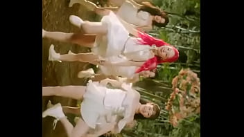 Loona Flip That Mv thumbnail