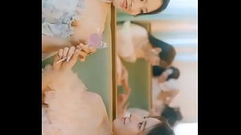 Loona Flip That Mv thumbnail