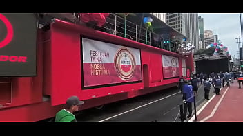 Demolidor esse toca alto