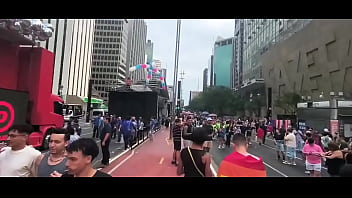 Demolidor esse toca alto