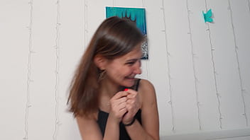 Girlfriend's night out on boyfriend won't let her go without fucking first