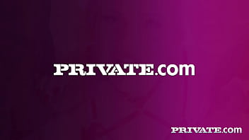 Kitty li’s dp debut