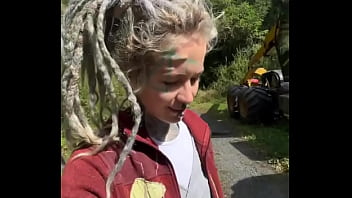 We’re on the road with our jeep and things are happening what’s your wildest road trip story #jeepadventur