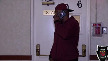 Sarah lace opens her mouth when rome major cums on her pretty face