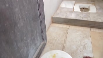 Corporate lady worker fucked by collegue when she asked for lift