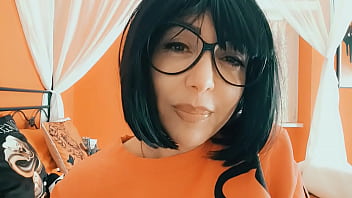 That whore of your stepmother will give me a christmas present That whore of your stepmother will give me a christmas present