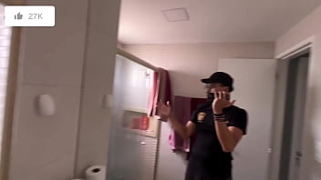 Mostrando apartamento novo e estreando com foda caseira ft amberzinha