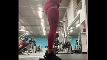 Get low muscular whore