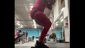 Get low muscular whore