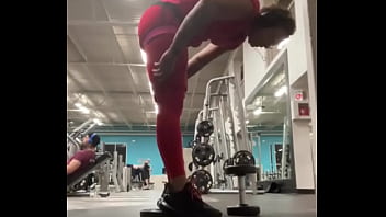 Get low muscular whore