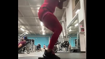 Get low muscular whore