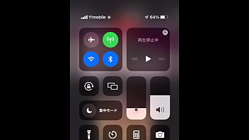 彼女との同棲生活風景。朝起きてダラダラしながら彼女とえっちしてしまいました。