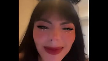 Rt soy la chica más horny del mundogrrrrrr de pana cositas soy muy hot nadie me aguanta el voltaje