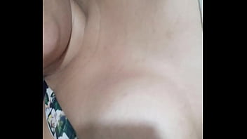 Novinha safada goza várias vezes