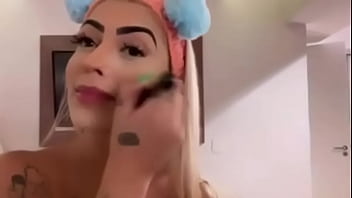Mirella Chupada Por Trás Discretamente thumbnail