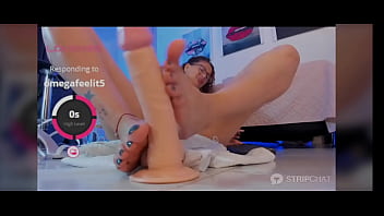 Paja a dildo de goma