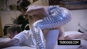 Lucky guy bangs a hot extraterrestrial milf slut and later gets his ass fisted Lucky guy bangs a hot extraterrestrial milf slut and later gets his ass fisted