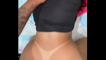 Cavala casada de marquinha sendo fudida e gemendo gostoso