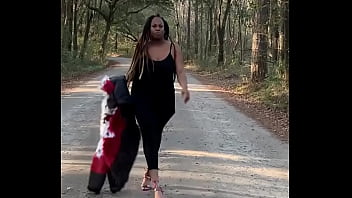 It’s easy for me to turn it on #blacktrans #ebonytrans #blacktgirl