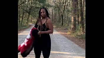 It’s easy for me to turn it on #blacktrans #ebonytrans #blacktgirl