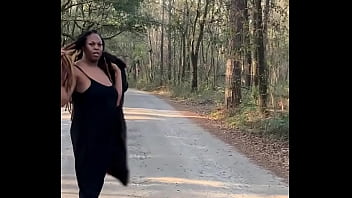 It’s easy for me to turn it on #blacktrans #ebonytrans #blacktgirl