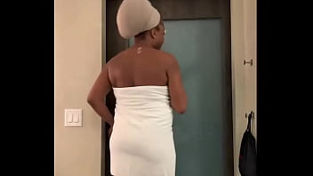 It’s easy for me to turn it on #blacktrans #ebonytrans #blacktgirl