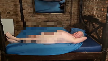 Manic pixie takes the paul jones blowjob challenge