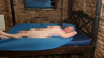 Manic pixie takes the paul jones blowjob challenge