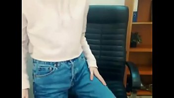 Shy cam slut just show her nipples