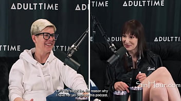 She knows all her fans are young guys looking for a hot step mom