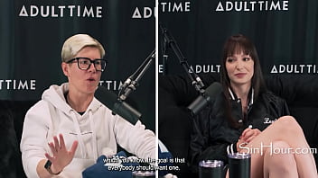 She knows all her fans are young guys looking for a hot step mom