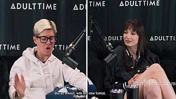 She knows all her fans are young guys looking for a hot step mom