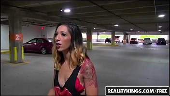Realitykings Street Blowjobs Stefania Mafra Licking The Cock thumbnail