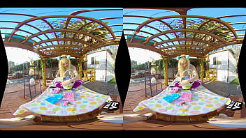 Wankzvr some easter eggsanity ft kenzie reeves & victoria steffanie