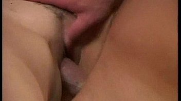 Threesome includes pussy eating