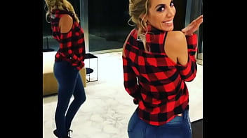 Besos Que Pasen Un Hermoso Finde Semana thumbnail