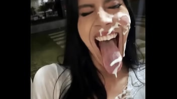 Recibe La Leche Y Me Encanta A La Putita thumbnail