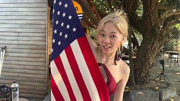 Watch full video in my membership asian girl masturbates and squirts on the beach