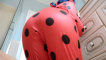 Hands Up For Hot Ladybug She's Grown' Up thumbnail
