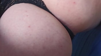 Les bonnes grosses fesses de miss sunny