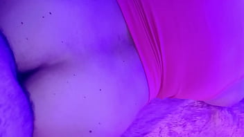 En este bar te folla la dueña si te quedas sin dinero sin duda es la mejor bartender 3