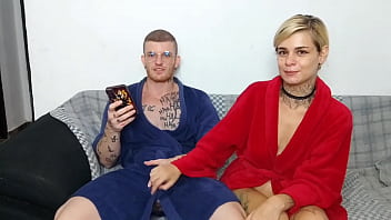 Respondendo aos seguidores de um jeito diferente 1° episodio footjob e podolatria