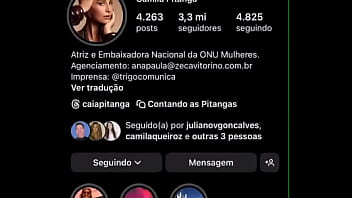 Eu assim no perfil da camilapitanga esperando stories ou spoilers