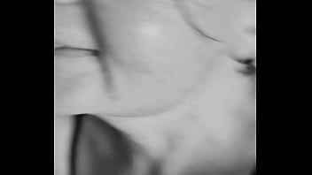 Je suce une bonne bite d un inconnu et le fait jouir dans ma bouche