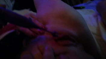 Toying with wanttobewoweds pussy