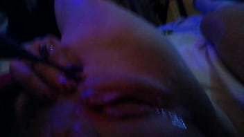 Toying with wanttobewoweds pussy