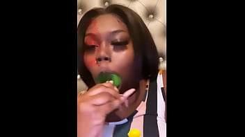 Lovely bbw ssbbw fetish black girl twerking ass