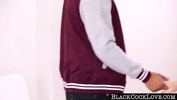 She accidentally drops her water bottle and ricky notices her sexy ass heâ´s always craving that white meat and right away whips his cock out