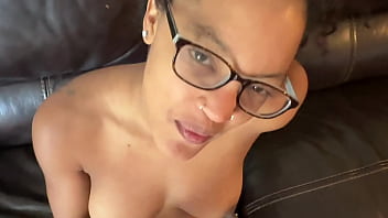 Sascha stage visits her neighbor