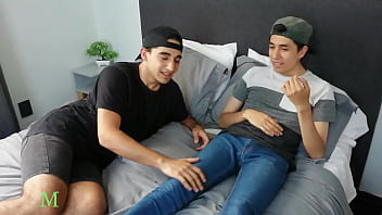 Julio Y Saitzito Se Disfrutan thumbnail